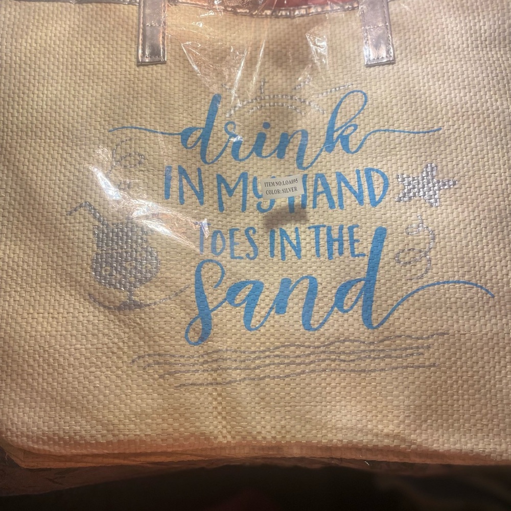 Nwt LOF (love of fashion) Tote